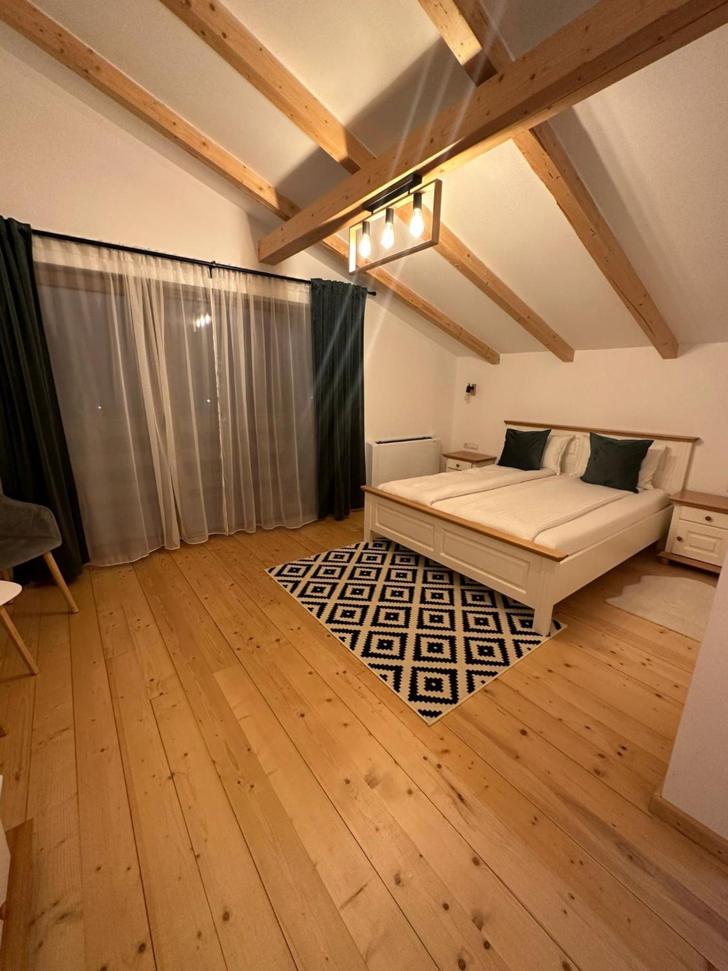 Hotel Casa Mara Vişeu de Sus Esterno foto